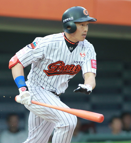 손아섭 선수의 공수모습